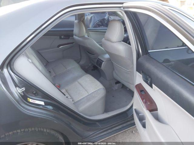 Toyota Camry Xle Image 4