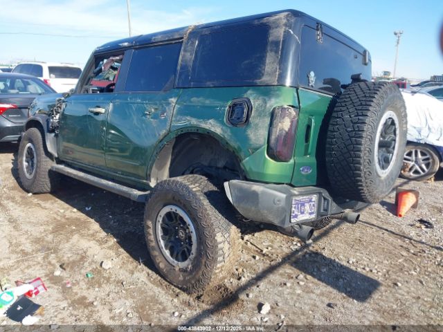 Ford Bronco Outer Banks Image 3