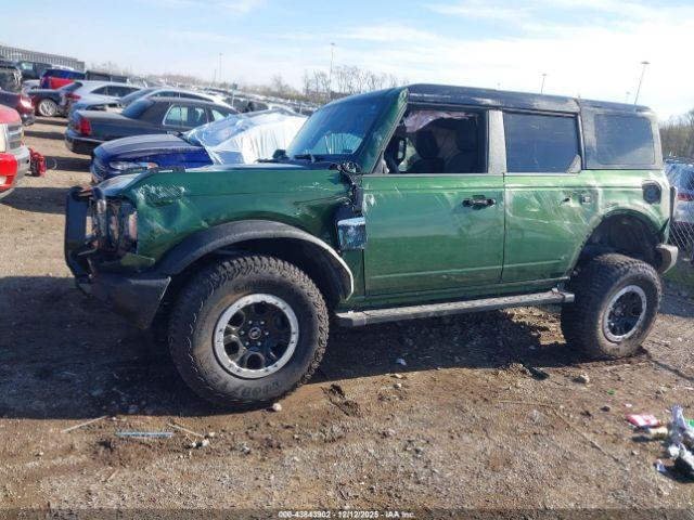 Ford Bronco Outer Banks Image 14