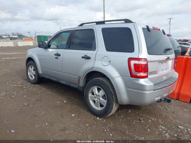 Ford Escape Xlt Image 9