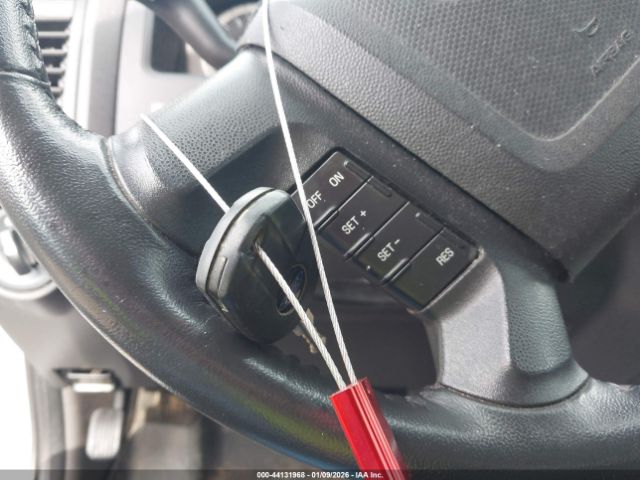 Ford Escape Xlt Image 8