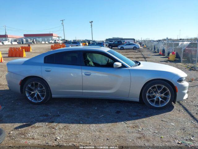 Dodge Charger Sxt Rwd Image 3