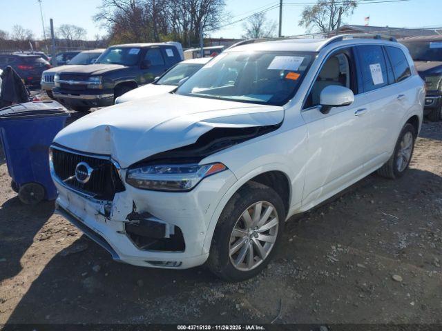 Volvo XC90 T5 Momentum Image 3