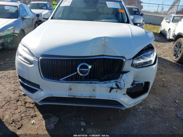 Volvo XC90 T5 Momentum Image 5