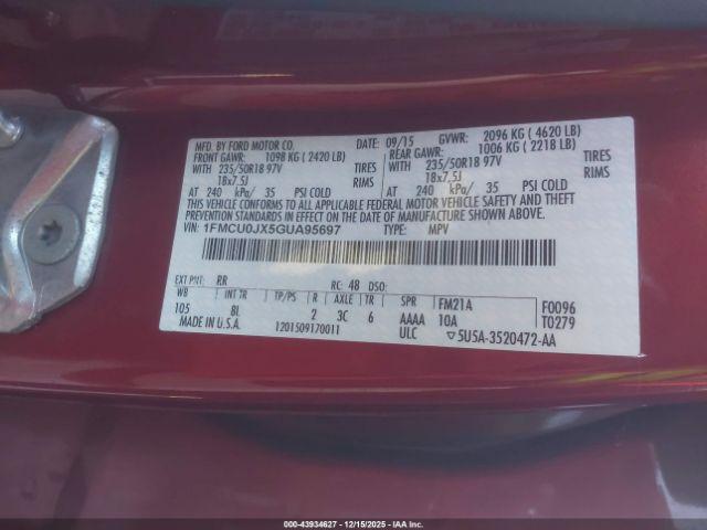 Ford Escape Titanium Image 6