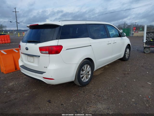 Kia Sedona Lx Image 8