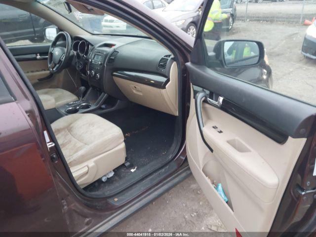 Kia Sorento Lx Image 4