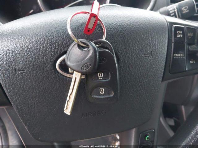 Kia Sorento Lx Image 11