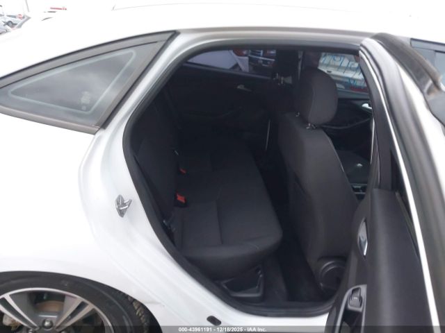 Ford Focus Se Image 9