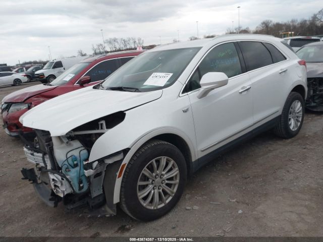 Cadillac XT5 Standard Image 6