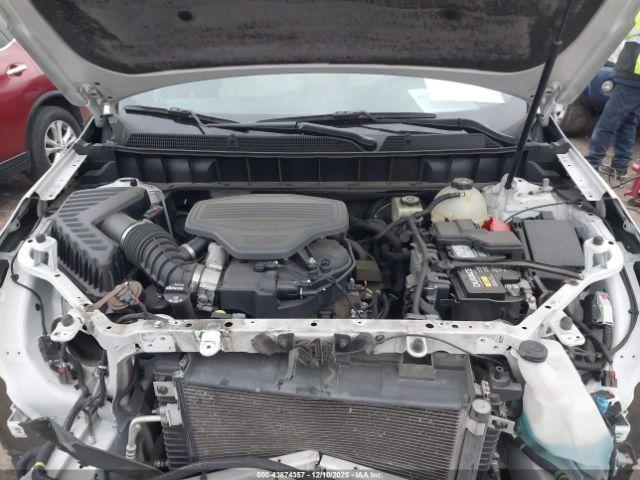 Cadillac XT5 Standard Image 9