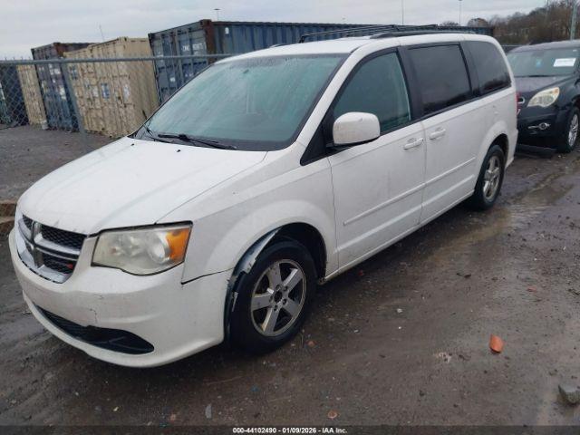 Dodge Grand Caravan Sxt Image 2