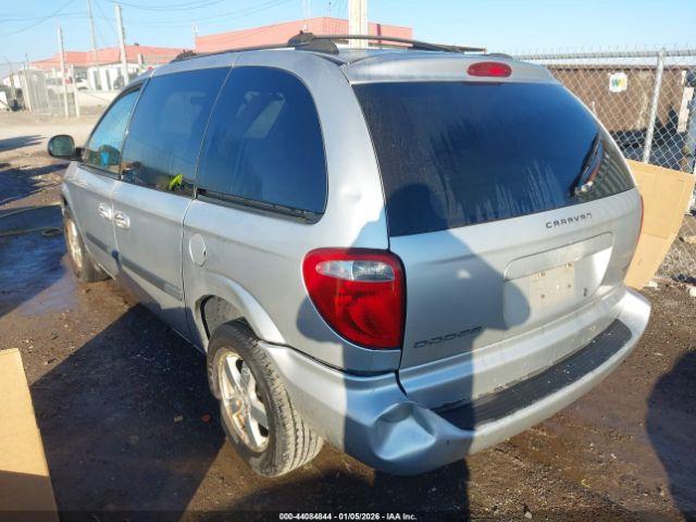 Dodge Caravan Sxt Image 3