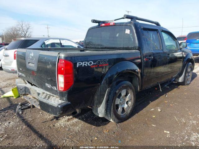 Nissan Frontier Pro-4x Image 4