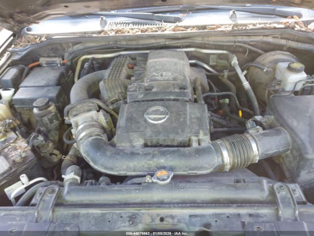 Nissan Frontier Pro-4x Image 14