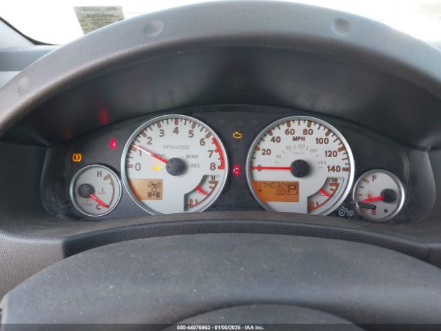 Nissan Frontier Pro-4x Image 13