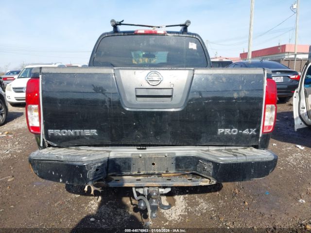 Nissan Frontier Pro-4x Image 5